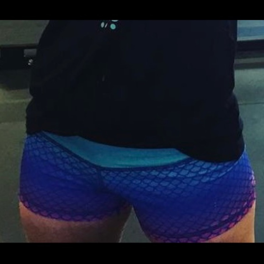 GWPL mermaid workout shorts - Picture 5 of 5